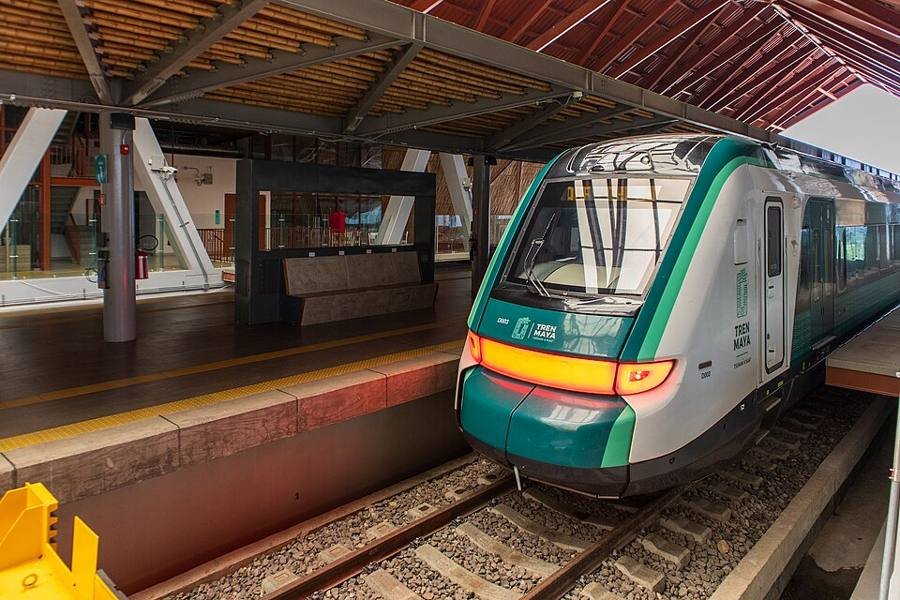 Tren Maya en estación